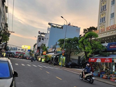 Bán nhà mặt tiền trần thái tông - gần trường chinh, 6x20m, hậu 8m, cấp 4, 22,9 tỷ. 2