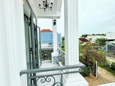 Bán biệt thự mái thái cổ điển phường bắc nha trang. 4