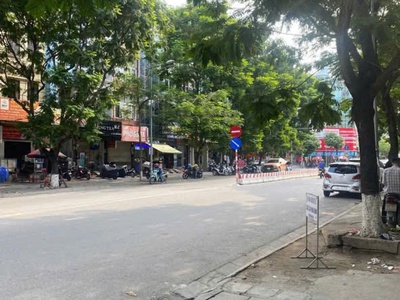 Duy nhất 1 căn   mp trần quốc hoàn cầu giấy vỉ hè ôt tránh kd 45m x 5t nhỉnh 37 tỷ tl 2