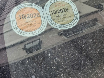 Bán xe van 5 chỗ kenbo mầu đen sản xuất 2023 1