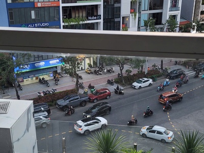 Cần bán căn hộ monarchy a   tầng 4 có sân vườn riêng   view đẹp, sổ hồng chính chủ   an hải tây, 2