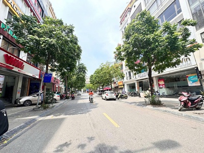 Bán nhà 7 tầng thang máy mặt phố trương công giai, cầu giấy    vỉa hè rộng   kinh doanh sầm uất 0