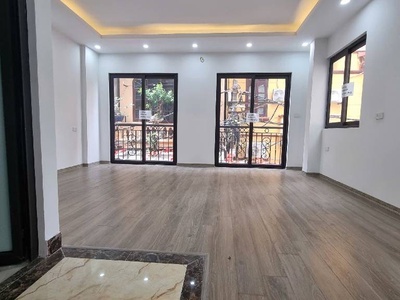 Hoàng quốc việt 51m x6 tầng thang máy-21 tỷ,ô tô tránh đỗ,ngõ thông kinh doanh 2