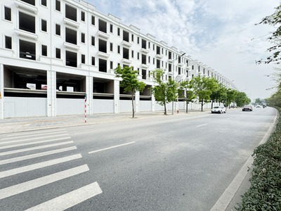 Cần bán 247m2 đất biệt thự 31ha Trâu Quỳ, Gia Lâm. Đường 13m, view hồ điều hòa 0