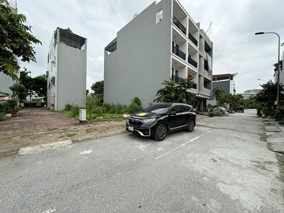 Cần bán 98m2 đất TĐC Trâu Quỳ. Gần Khu Hành Chính, Kế Vin Vin Ocean, KĐT TQ5   Eurowindown 2