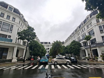 Bán nhà liền kề louis city tân mai 5 tầng ô chờ thang máy hoàng mai 1