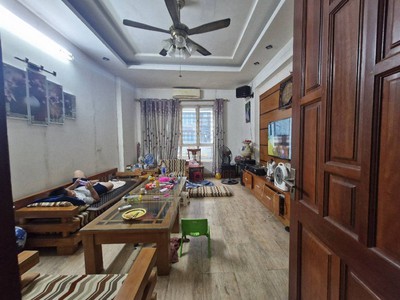 Bán nhà phân lô đền lừ 1 6 tầng dân xây ô chờ thang máy hoàng mai 2