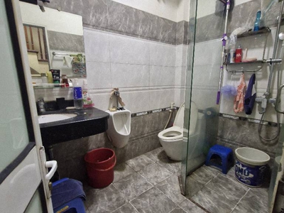 Bán nhà phân lô đền lừ 1 6 tầng dân xây ô chờ thang máy hoàng mai 3