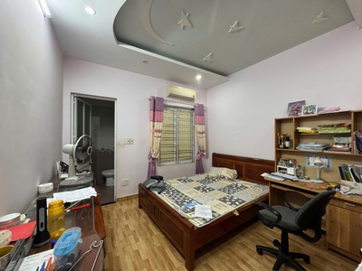 Bán Nhà 3 Tầng Độc Lập Trung Tâm Thành Phố 4