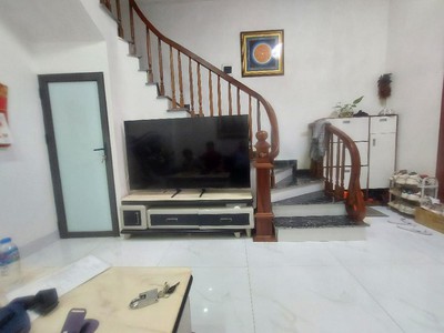 Bán Nhà Đẹp Kim Giang - Hoàng Mai , DT40m , Giá Hơn 8 Tỷ , 30m ra phố 2