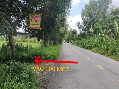 Bán đất nền phú tân tp bến tre 300m2, giá chỉ 3.2 triệu/m2, gần chợ tú điền 0