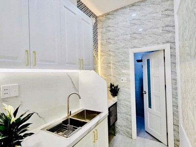 Bán nhà hoàng văn thụ, p.9, 3x10m, 3 tầng, 3pn, 3wc, 5.98 tỷ, tl 3
