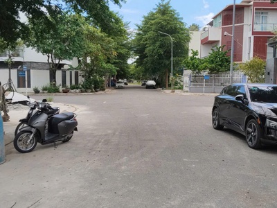 Bán giá nguyên căn gói 5 mỹ gia, hướng  tây nam - 4 pn, 5 wc - nhà đang hoàn thiện - lô sạch 3