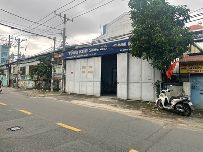 Bán nhà  10.2x28  mặt tiền đông hưng thuận 10 thông kdc an sương, q12 0