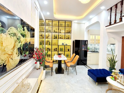 Chính chủ cho thuê nhà 5 tầng trung tâm phố tây sơn đống đa 0