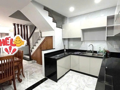 Bán nhà 2 MT, 3 căn nhà ra hoàng trọng mậu, P.tân hưng, Q.7 0