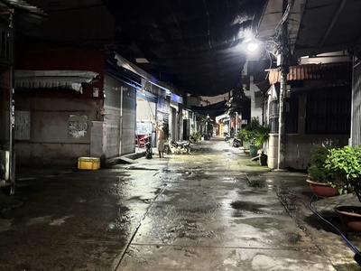 Mã lò - bình tân nhà 3 tầng mới đẹp hẻm 6m xe hơi 65m nở hậu 4.95 tỷ tl 0