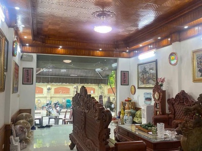 Siêu phẩm phân lô hoàng cầu đống đa 6t thang máy vỉ hè oto tránh kd 80m 40 tỷ tl 4