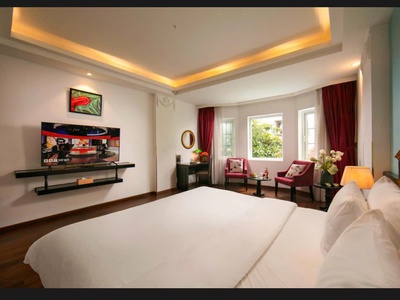 Bán khách sạn 30 phòng hàng gai, phố cổ hà nội 1