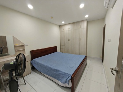 Cho thue căn hộ 2 ngủ siêu rộng , đầy đủ nội thất tại chung cư Hoàng Huy Lạch Tray , Đổng Quốc Bình 4