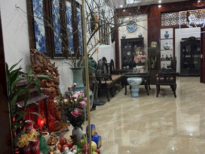 Bán căn nhà mặt phố phường Trần Hưng Đạo, TP HD, 73.3m2, mt 6m, thang máy, KD buôn bán 1