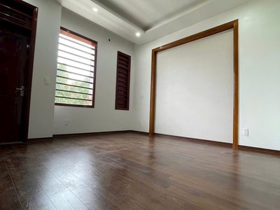 Bán căn nhà 4.5 tầng mặt phố KĐT An Phú, TP Hải Dương, 67.5m2, 4 ngủ, thang máy, 6.5 tỷ 7