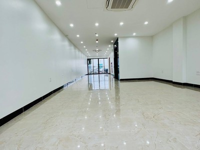 Tòa Văn Phòng Mới Cực Đẹp Mặt Phố 8 Tầng 1 Hầm 78 Tỷ  View Hồ Ngọc Khánh 1