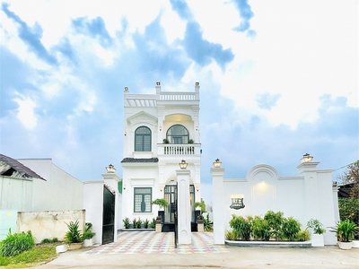 Chỉ 6.5 tỷ biệt thự mặt tiền tân hiệp, hóc môn 12x27m, trệt lầu tặng full nội thất 0