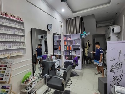 Bán nhà đê trần khát chân 27m2. 4 tầng. mặt tiền 3.25m. giá 13.6 tỷ hai bà trưng hà nội 1