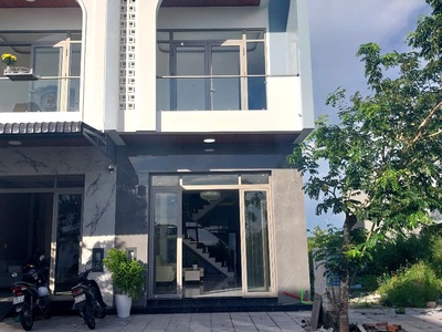 Bán nhà lô c4 đường số 2 cạnh với đường tú xương kđt tây bắc. 0