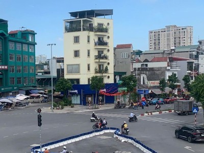 Ngọc thụy nơi sự tĩnh lặng hóa thành đẳng cấp nhà lô góc 60m , 5 tầng, mặt tiền 6m sang trọng 3