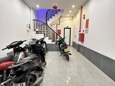 Bán nhà và phố định công thượng, ngõ nông, rộng lớn, căn nhà đẹp, 45m, 8 ngủ,  dt 30tr/ tháng, 0