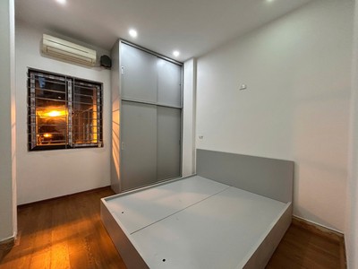 Bán nhà cầu lủ, ô tô đỗ cửa, dt 32m2, 3 ngủ giá 6,8 tỷ. 2