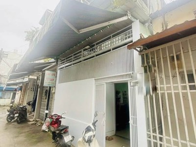 Ngay chợ vải phú thọ hoà - hẻm xe hơi - 118m ngang 5 nở hậu - 2 tầng 3pn chỉ 9.x 0