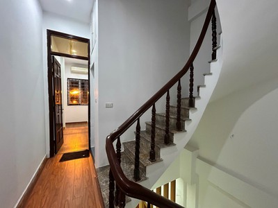 Bán nhà cầu lủ, ô tô đỗ cửa, dt 32m2, 3 ngủ giá 6,8 tỷ. 4