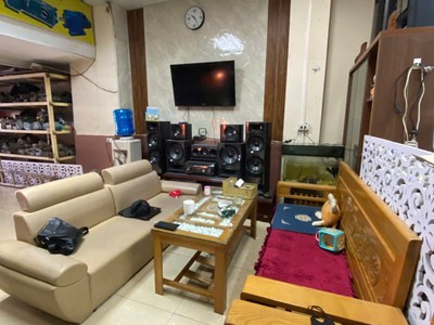 Bán nhà mặt phố nguyễn văn linh   long biên - 6,6 tỷ 0