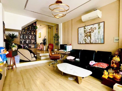 Nhà đẹp 4 lầu có hầm hxt 80m2 ngang 4m ở ngay đi bộ ra đường quang trung gần emart 9.5 tỷ 2