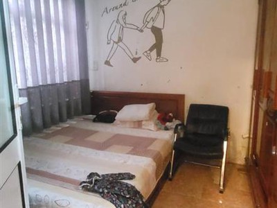 Vị trí đẹp - gần phố - lô góc - nhà nở hậu lộc lá - xây căn hộ kd cho thuê. 3 tầng 65m2. 4