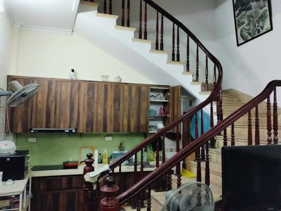 Bán nhà kim mã 31m2. 5 tầng. mặt tiền 3.51m. giá 8.1 tỷ ba đình hà nội 0