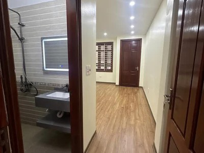 Bán nhà phố ngọc thụy ô tô đỗ cửa 35m2 x 5 tầng 8.2 tỷ long biên hà nội 1