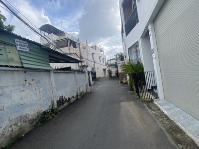 Nhà mới tô ngọc vân 3 tầng full nội thất nhẹ 7 tỷ 0