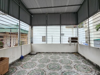 Bán nhà  đê tô hoàng 28m2, 5 tầng. mặt tiền 4.1m. giá 7.5 tỷ hai bà trưng hà nội 0