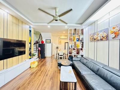 Bán nhà võ thị sáu 38m2. 5 tầng. mặt tiền 4.5m. giá 13.5 tỷ hai bà trưng hà nội 0