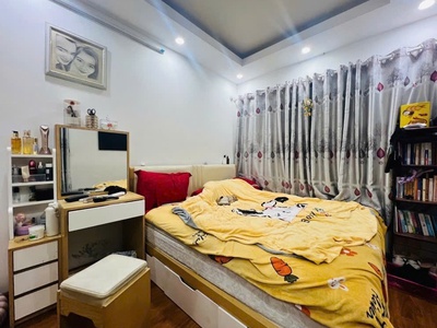 Bán nhà vũ tông phan 33m x 5 tầng mới ô tô đỗ cách 15m 2 mặt thoáng, phù hợp ở kết hợp kinh 4