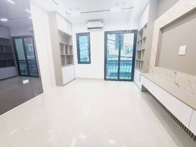 6 tầng thang máy - ô tô tận cửa - phú diễn bắc từ liêm  3