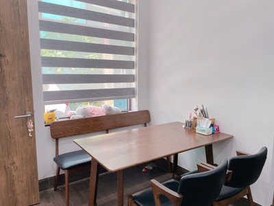 Nhà đường nhựa ô tô thi sách, 65m2, 3 tầng kiên cố, 6.x tỷ 0