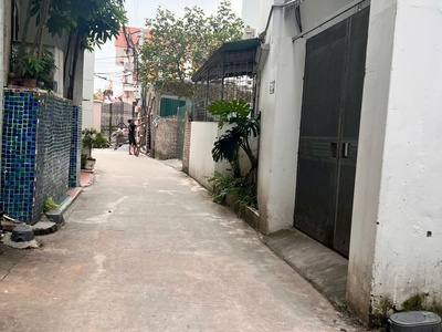 Chính chủ bán 34 m2 đất trâu quỳ, đường ô tô, giá chỉ 4.3 tỷ 2