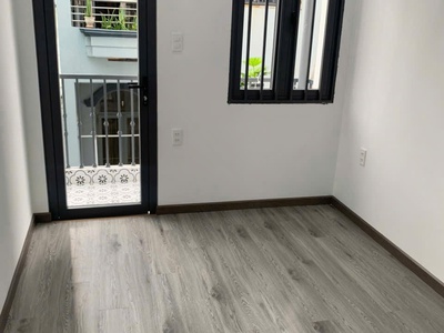 Quận 3 - cmt8- 3 tầng - hẻm 3m - giá 4.8 tỷ 3