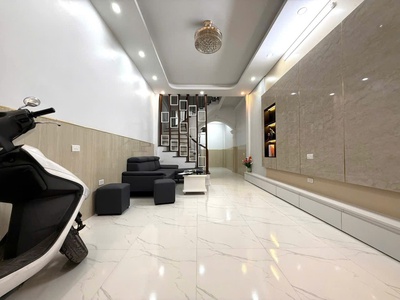 Bán nhà dân xây   xuân thủy cầu giấy lô góc gần phố oto 45m x4t nhỉnh 15 tỷ 2