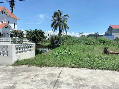 Bán lô đất 88,9 full thổ cư ngang 5,2m, lưu không thêm 20m đằng sau thuộc thôn thái lai tân 0